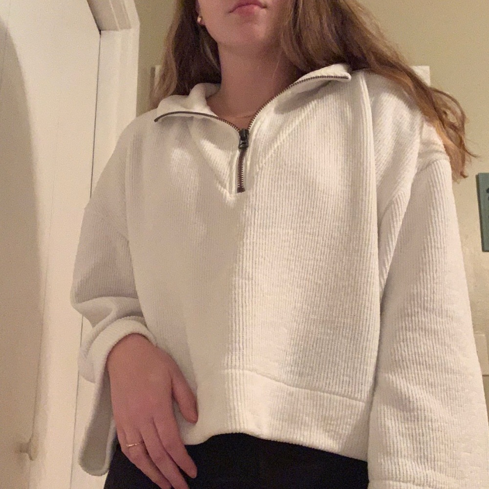 Urban Outfitters cropped sweatshirt